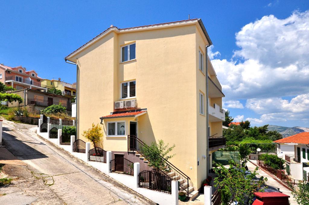Apartments Sakal Trogir Chambre photo