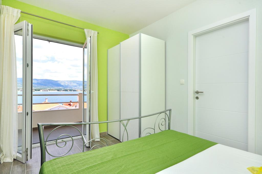 Apartments Sakal Trogir Chambre photo