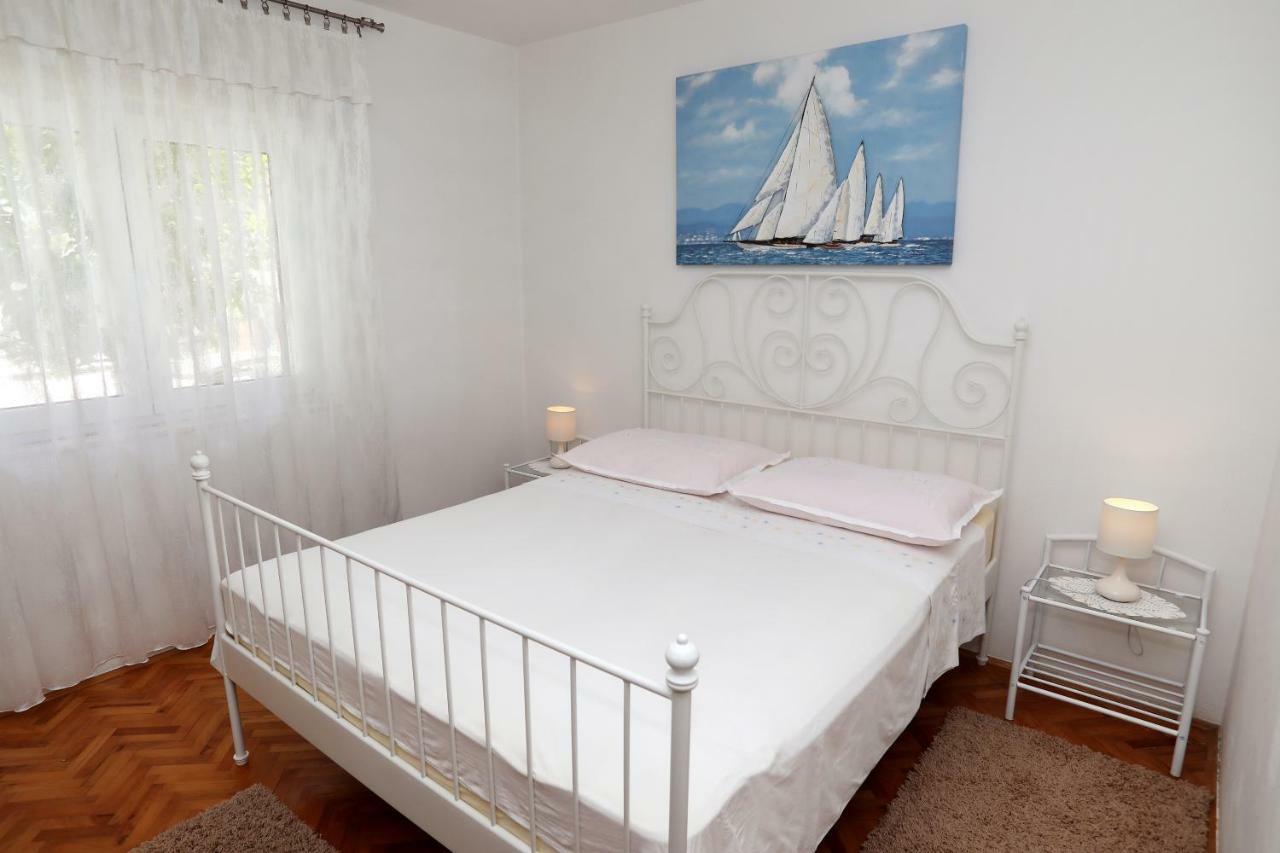 Apartments Sakal Trogir Extérieur photo